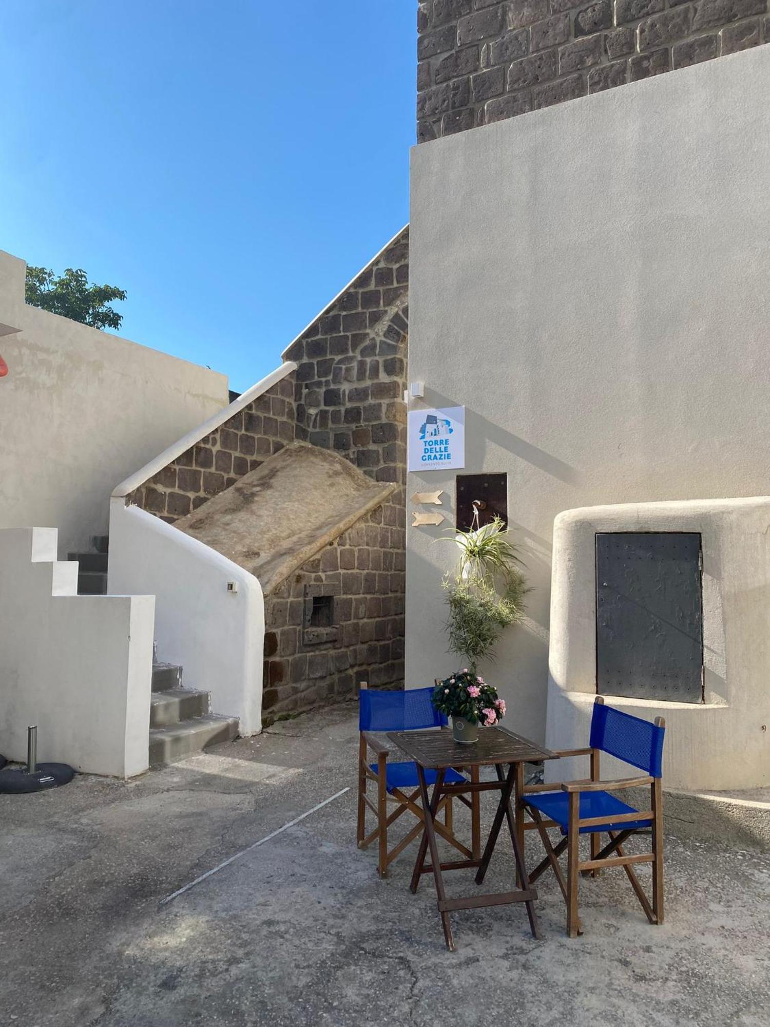 Torre Delle Grazie Sorrento Suite Вико-Экуенсе Экстерьер фото