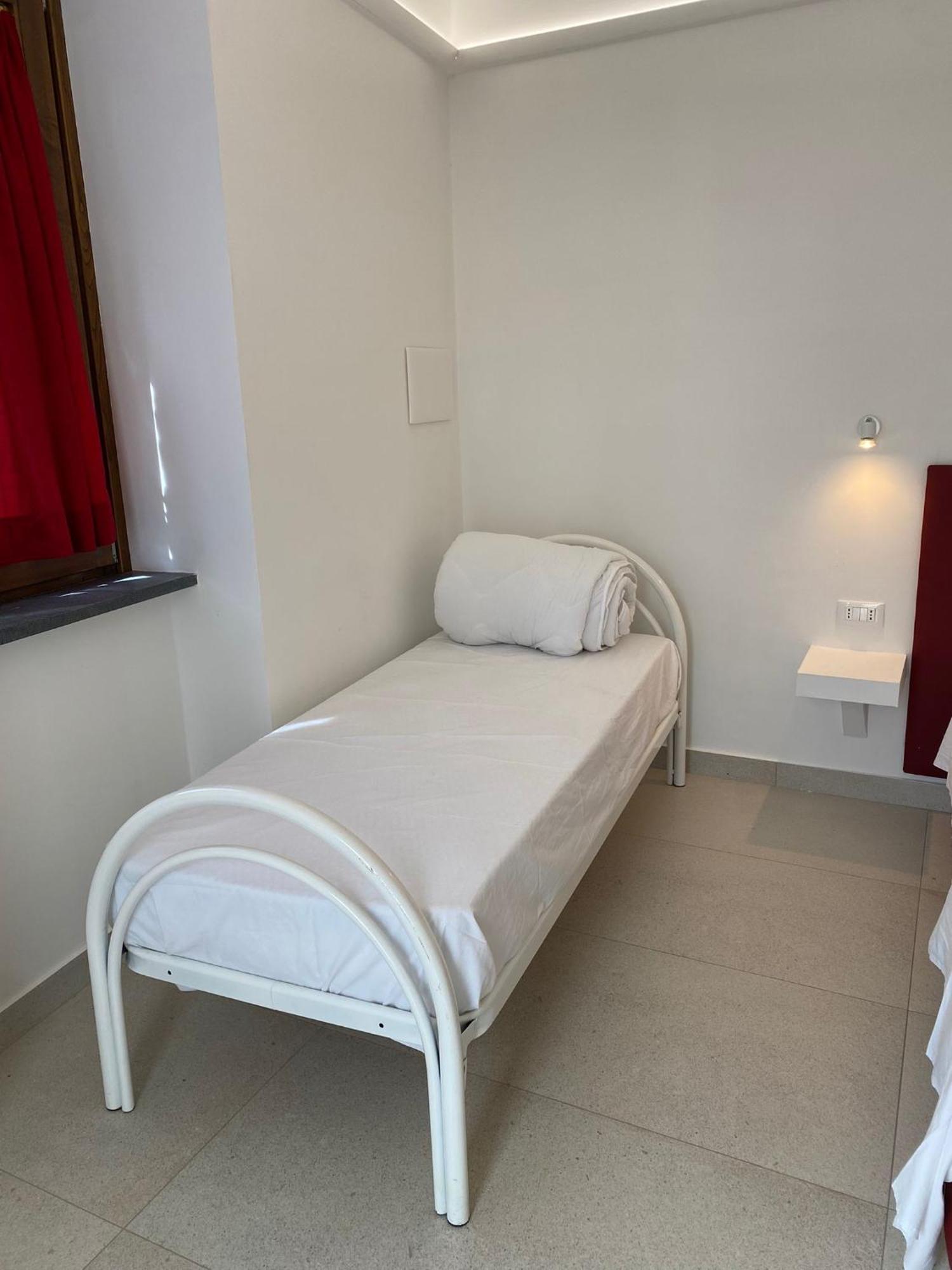 Torre Delle Grazie Sorrento Suite Вико-Экуенсе Номер фото