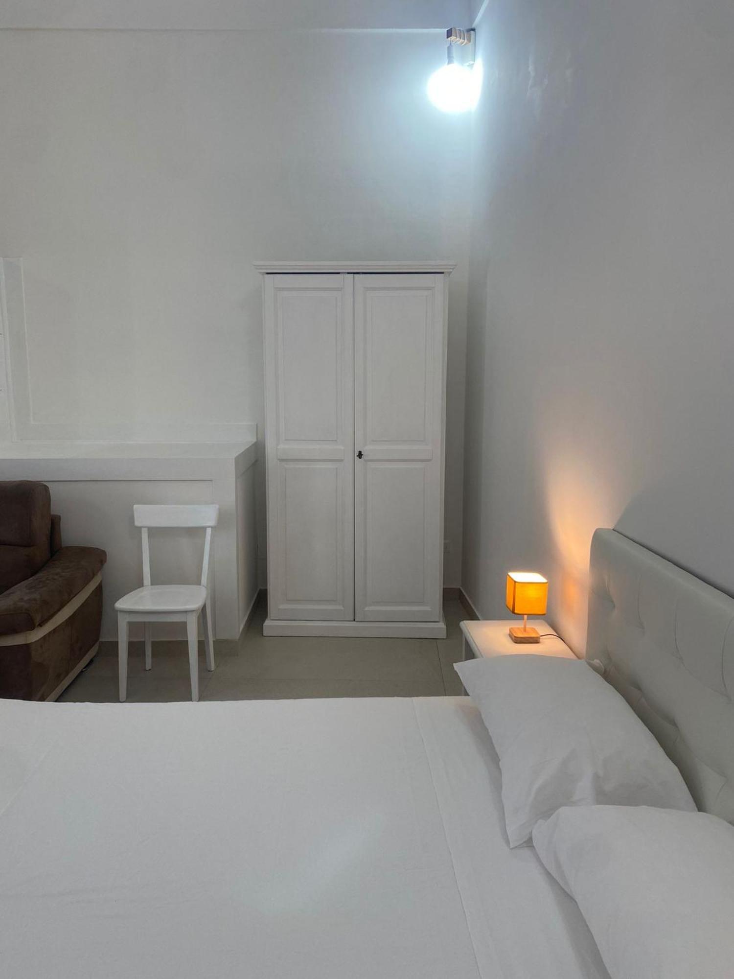 Torre Delle Grazie Sorrento Suite Вико-Экуенсе Номер фото